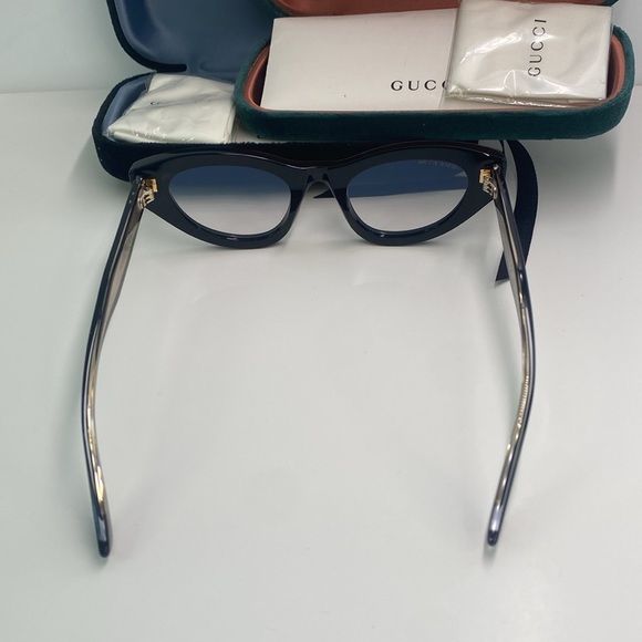 New Authentic Gucci Clear Photocromatic Cat Eye Ladies Sunglasses GG1083S 001 - Picture 11 of 17